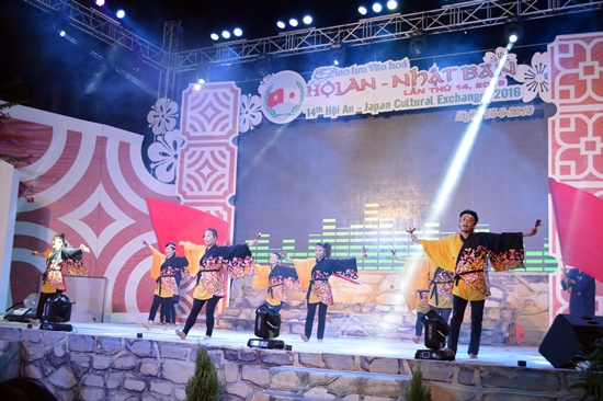 Art performances at the opening ceremony